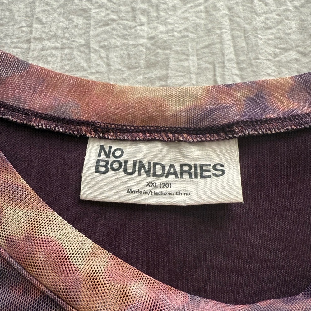 No Boundaries Women’s cropped floral shirt size xxl - Picture 2 of 5